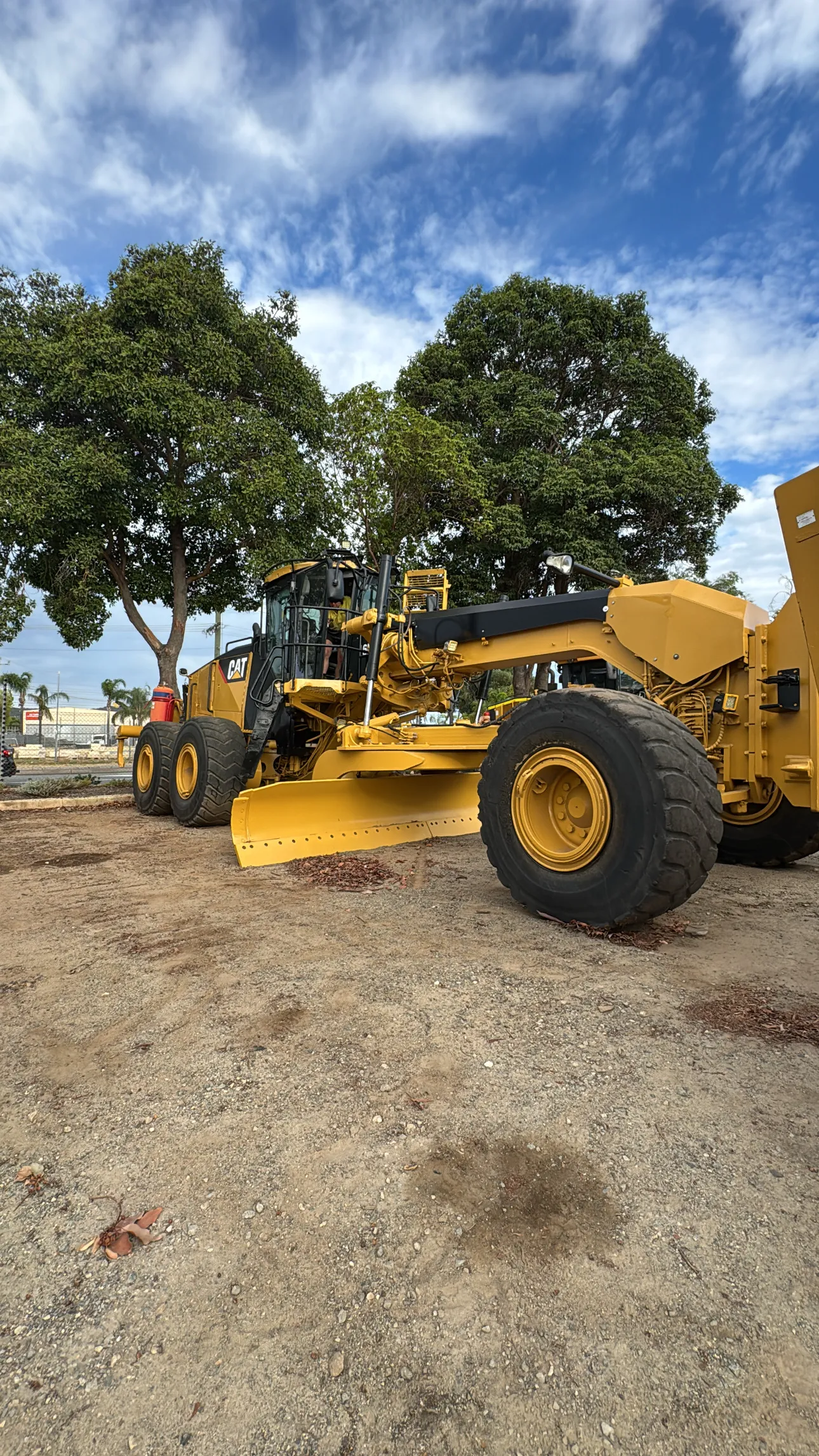 Caterpillar 16M Grader available for hire
